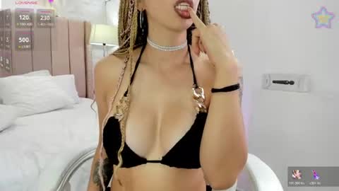 MILUsiiii online show from August 1, 4:13 pm