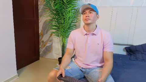 Mily and Mateo  online show from August 1, 9:48 am
