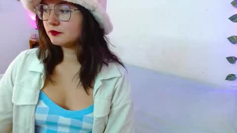 mily_baker online show from July 10, 9:20 pm