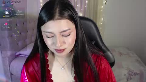 Mily Thomson online show from August 15, 12:14 am