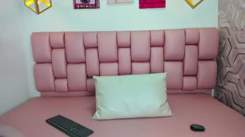 mindy_star_ online show from July 31, 8:47 pm