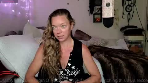 Mindy Mars online show from July 6, 2:31 pm