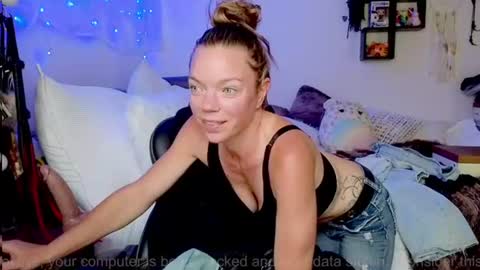 Mindy Mars online show from July 6, 8:01 pm