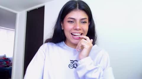 mini_sky online show from February 25, 1:31 pm