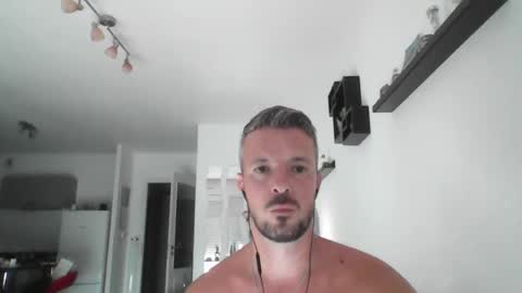 minka28 online show from July 31, 5:18 pm