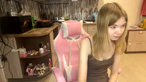 Minnie online show from May 30, 7:15 pm