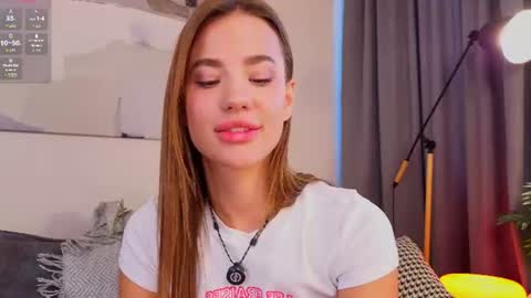 Welcome to my room im Molly Favorite vibration 89101222345 online show from August 15, 10:30 am