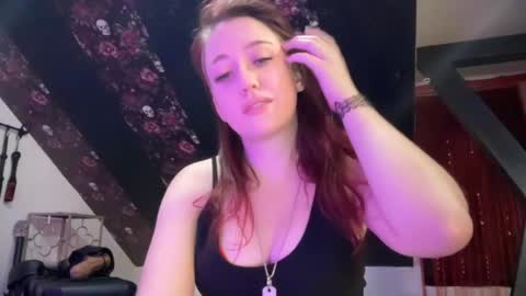 minnyminx online show from August 4, 3:09 pm