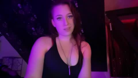 minnyminx online show from August 4, 5:43 pm