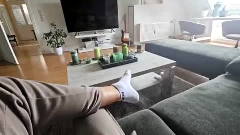Jesse J. online show from July 19, 10:28 am