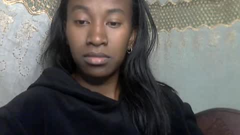 minouch211907 online show from July 10, 4:46 pm