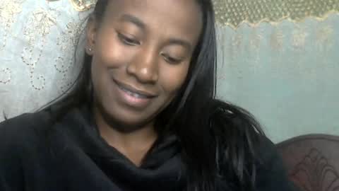 minouch211907 online show from July 11, 5:13 am