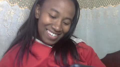 minouch211907 online show from July 13, 5:47 am