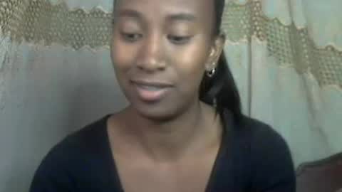 minouch211907 online show from July 15, 6:47 am