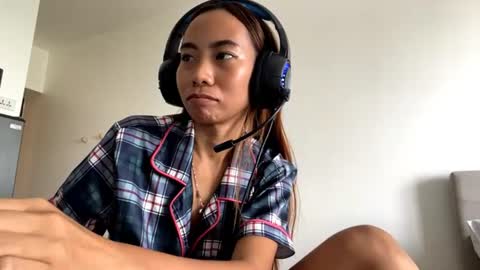Kayla online show from August 7, 7:41 am