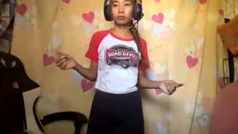 Kayla online show from August 11, 7:32 am