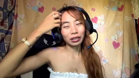 Kayla online show from August 13, 6:27 am