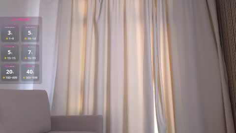 lia online show from July 30, 9:49 am