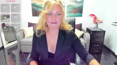 Mira online show from July 13, 1:29 pm