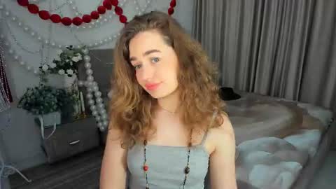 Emma online show from June 28, 2:14 am