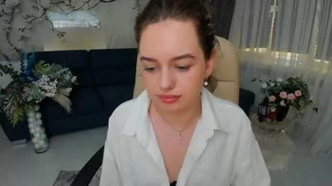 Emma online show from July 5, 5:10 am