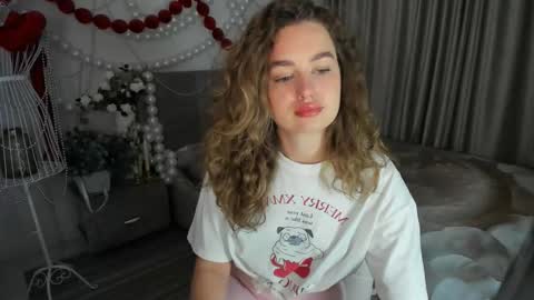 Emma online show from July 9, 5:40 pm