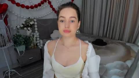 Emma online show from July 12, 1:56 am