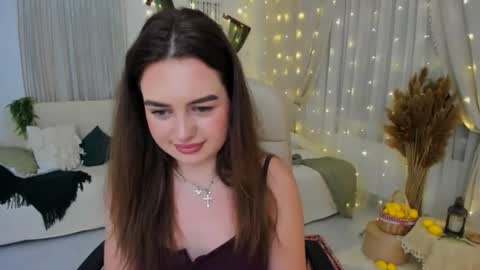 Emma online show from August 15, 6:01 pm