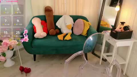 Mira  online show from August 8, 10:04 am