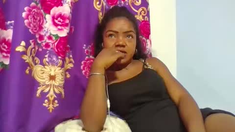 miranah591732 online show from February 26, 4:06 pm