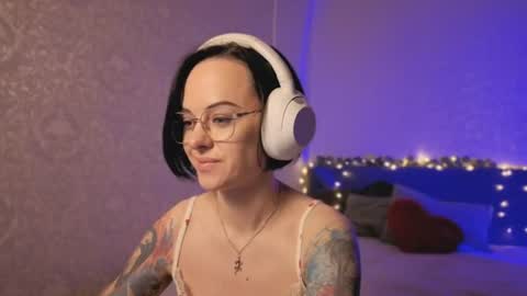 MiraSkyy online show from August 1, 11:55 pm