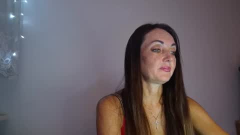 Christina online show from August 6, 8:19 pm