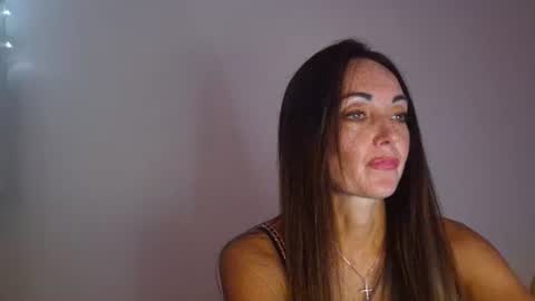 Christina online show from August 7, 11:38 pm