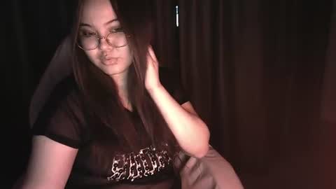 mireviass online show from July 19, 8:44 pm