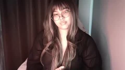 mireviass online show from July 25, 6:39 am