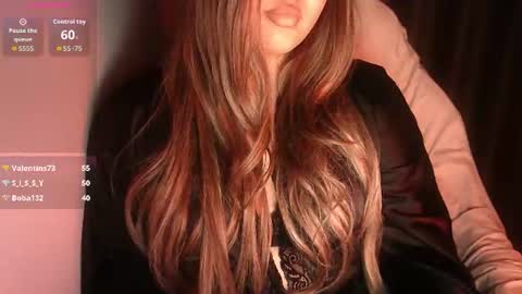 mireviass online show from August 4, 5:54 pm