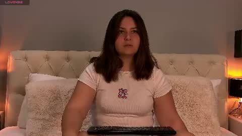 Mireya online show from August 5, 1:42 pm