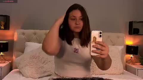 Mireya online show from August 5, 3:54 pm