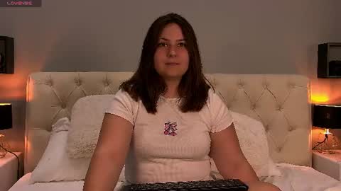 Mireya online show from August 5, 7:12 pm