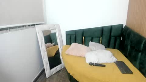 mishka__ online show from July 29, 12:28 am