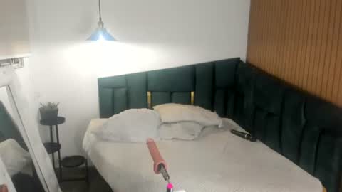 mishka__ online show from August 13, 2:03 am