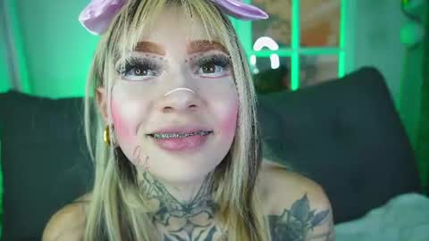 miss___angel online show from August 11, 12:18 pm