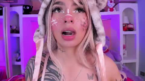 Abigail online show from August 13, 5:54 am