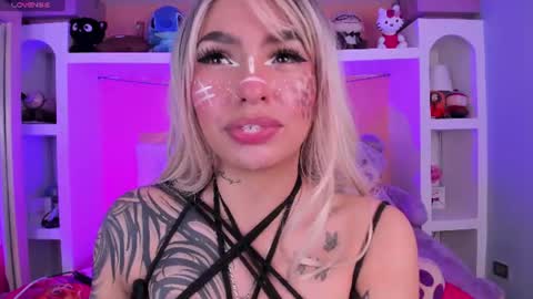 Abigail online show from August 13, 8:17 am