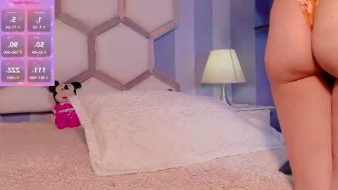 miss__jones_ online show from August 6, 3:22 pm