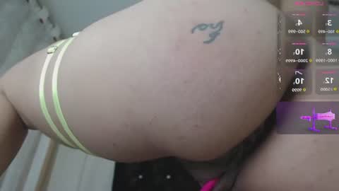 miss__star_ online show from August 11, 11:51 pm