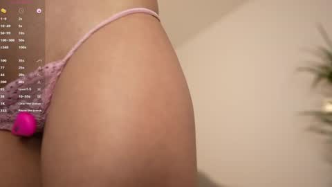 miss airi online show from August 15, 4:11 pm