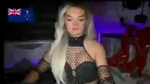 Call me  Miss Antonette  online show from July 12, 6:09 am