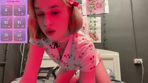 Anya online show from August 2, 12:28 am