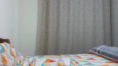 candy online show from August 14, 6:44 pm